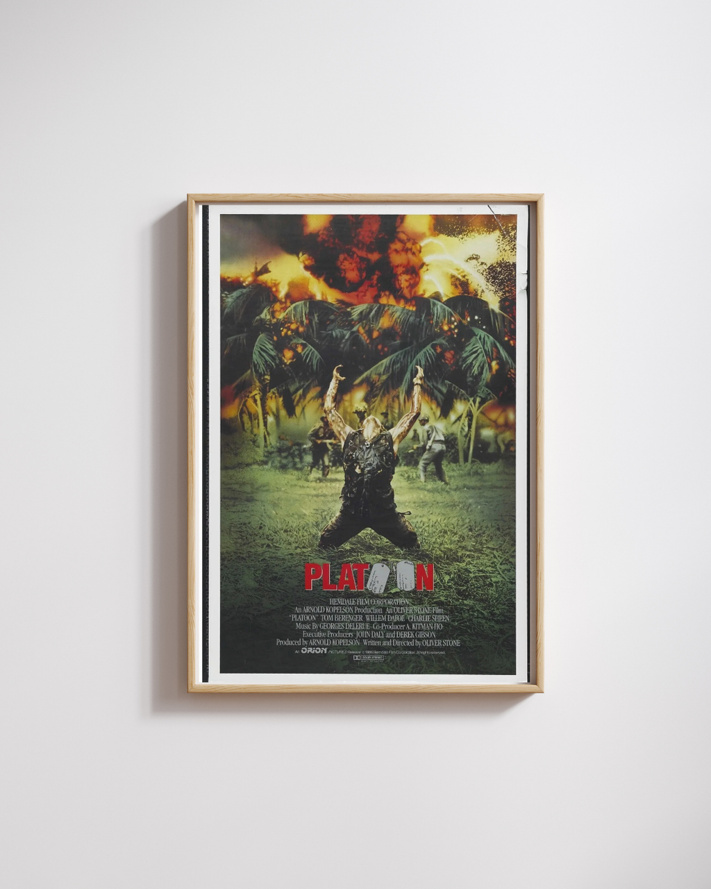 PLATOON, OLIVIER STONE, 1986, VINTAGE cinema poster repro, HQ