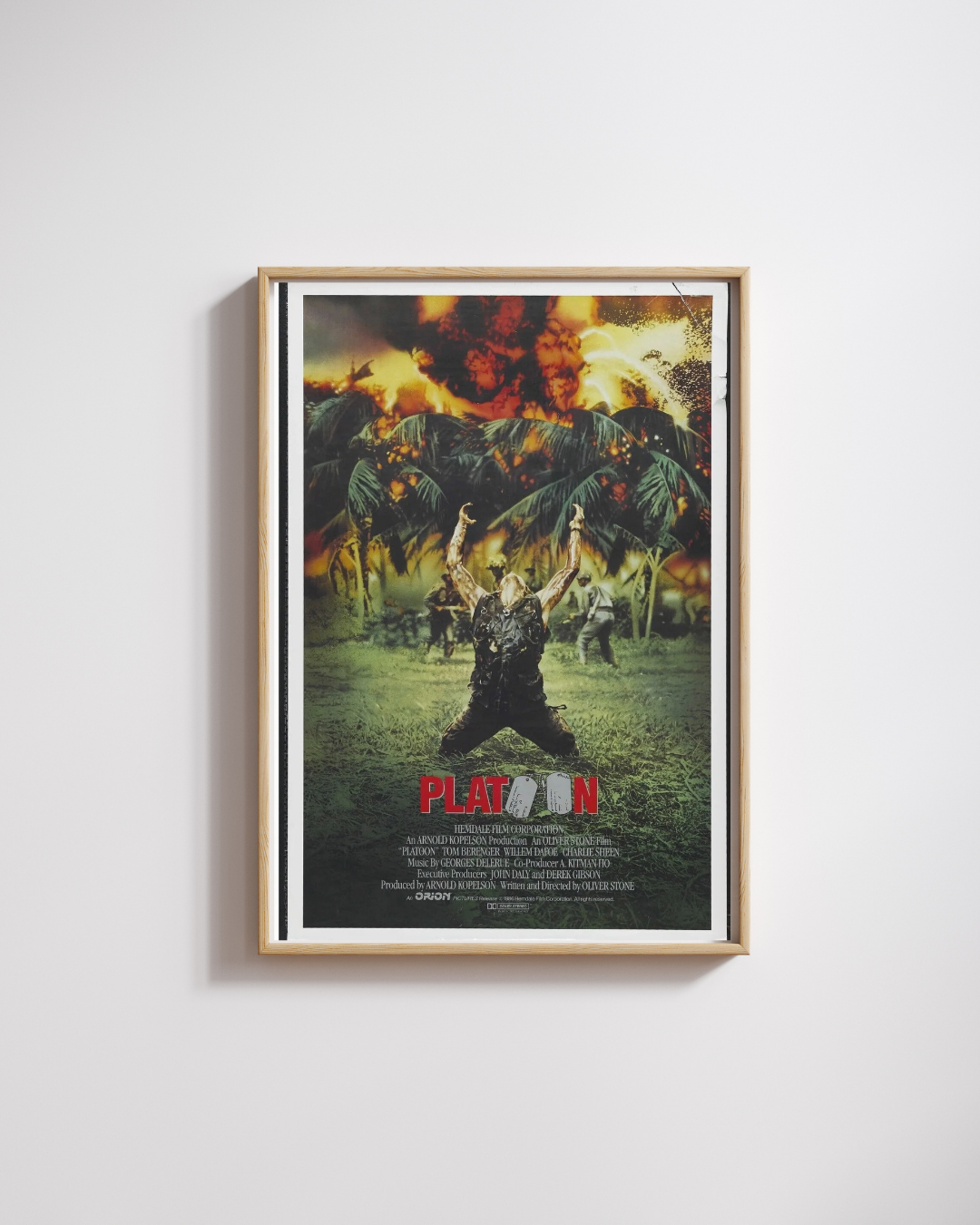 PLATOON, OLIVIER STONE, 1986, VINTAGE cinema poster repro, HQ