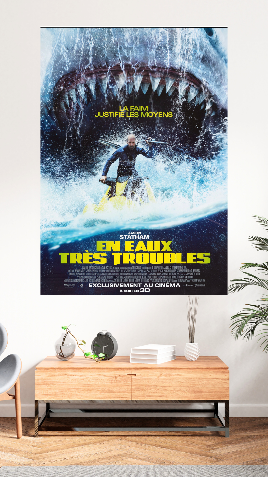EN EAUX TRÈS TROUBLES – FILM DE BEN WHEATLEY (2023) – JASON STATHAM – AFFICHE CINÉMA ACTION – REPRODUCTION – POSTER HUB STUDIO – HQ