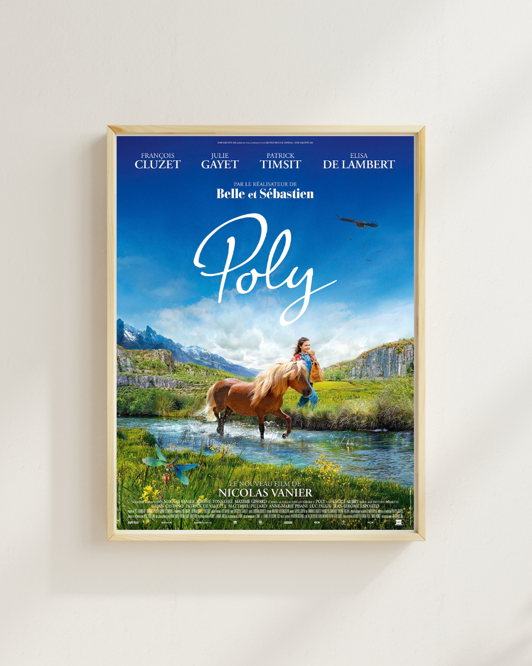 POLY (2020) – FILM DE NICOLAS VANIER – AFFICHE CINÉMA FAMILLE & AVENTURE – POSTER HUB STUDIO – HQ