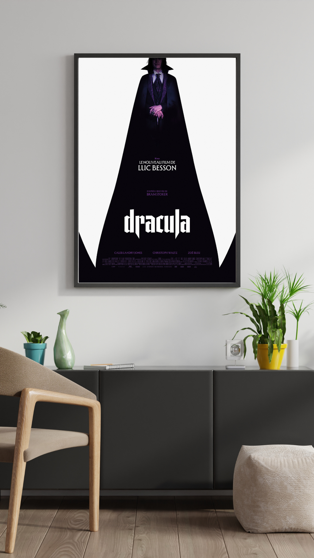 DRACULA – FILM DE LUC BESSON (2025) – CALEB LANDRY JONES – CHRISTOPH WALTZ – AFFICHE CINÉMA FANTASTIQUE HORREUR – REPRODUCTION – POSTER HUB STUDIO – HQ