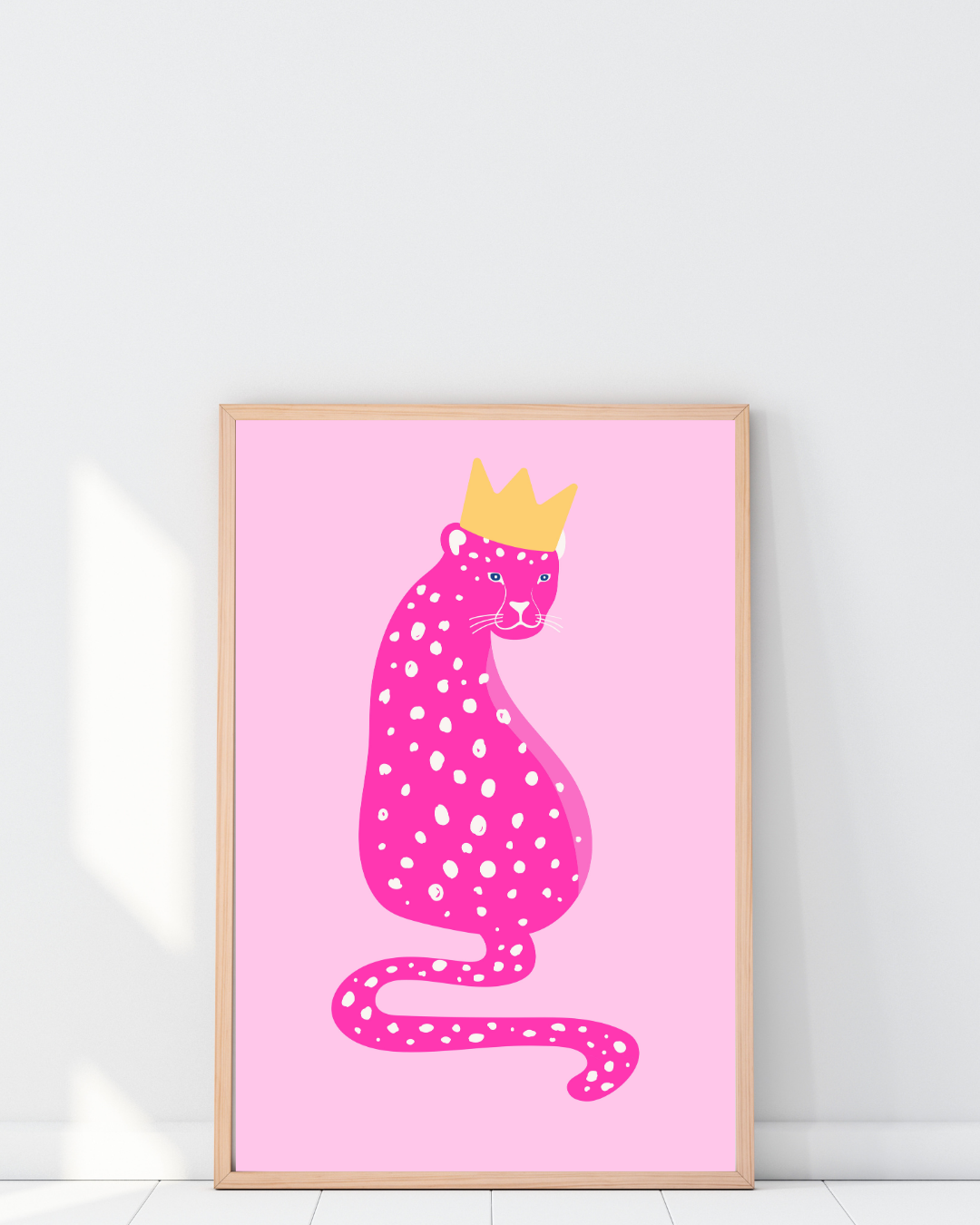 PANTHÈRE ROSE AVEC COURONNE ILLUSTRATION MODERNE POSTER HUB STUDIO RÉTRO, HQ (Copy)