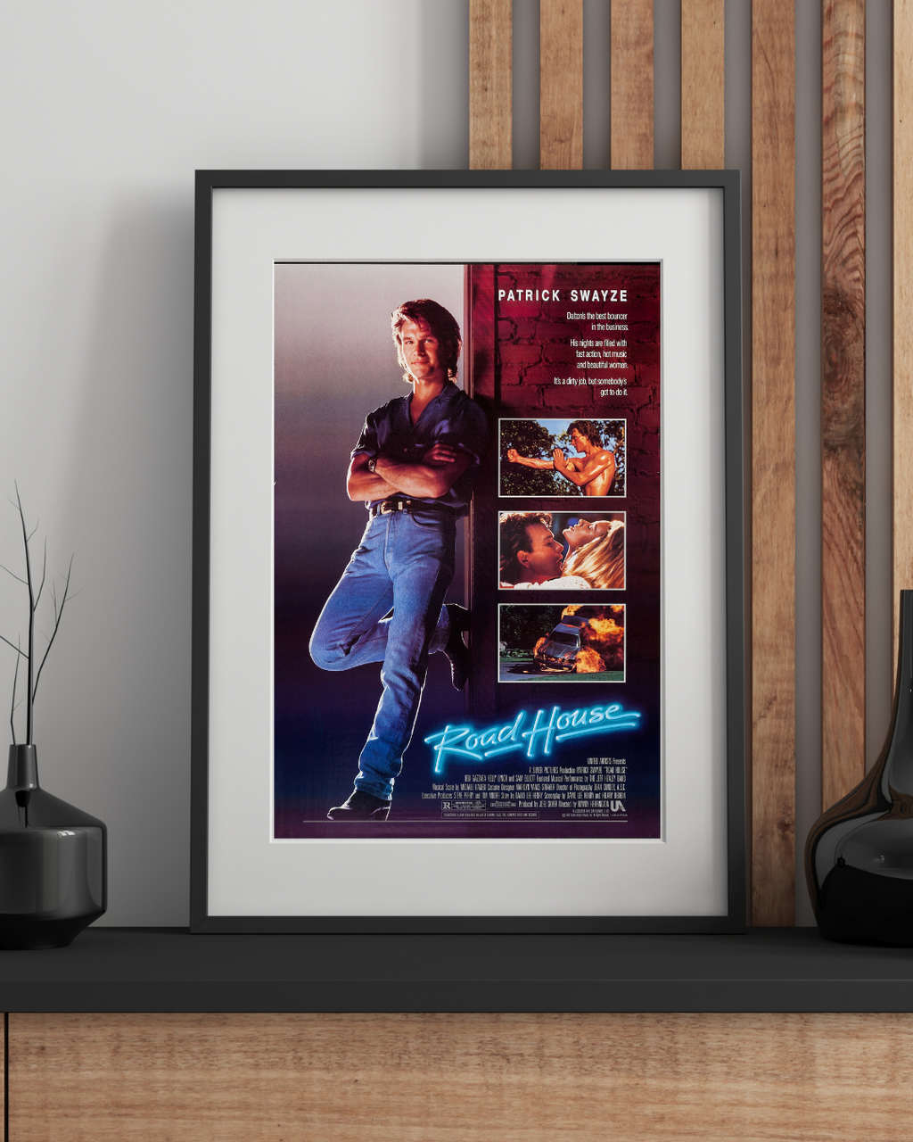 ROAD HOUSE – PATRICK SWAYZE (1989) – AFFICHE FILM CULTE – ACTION – POSTER CINÉMA – REPRODUCTION
