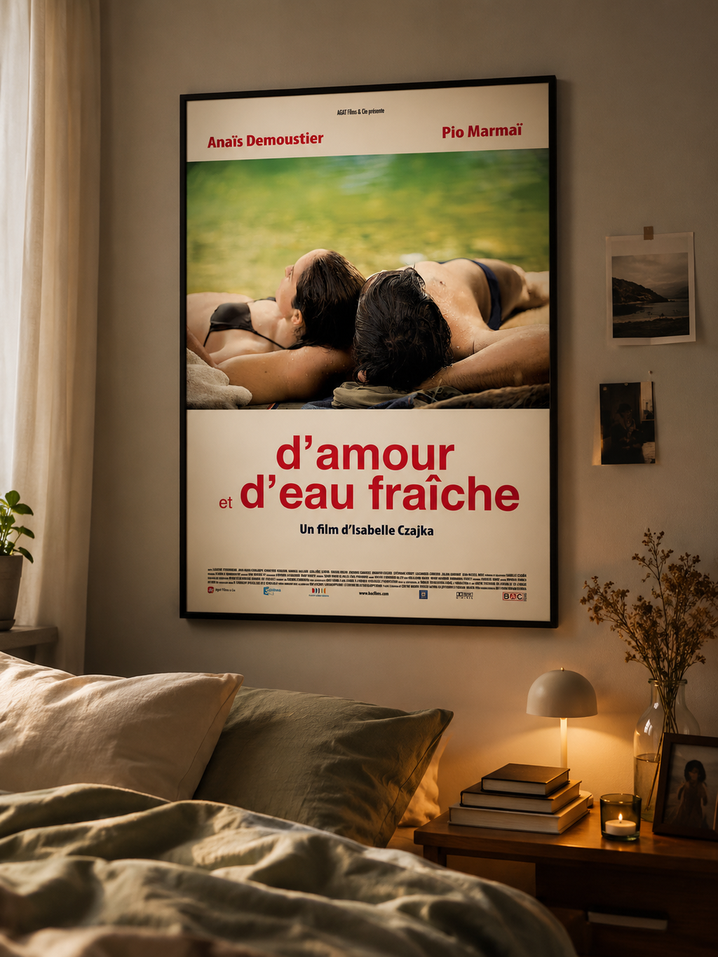 Affiche du film D’Amour et d’Eau Fraîche (2010) d’Isabelle Czajka avec Anaïs Demoustier et Pio Marmaï. Reproduction HQ.