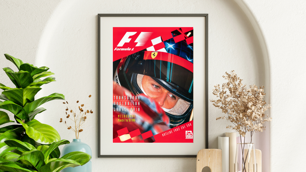 

Affiche officielle Formula 1 Grand Prix Australie 1996 à Melbourne. Visuel Ferrari iconique. Poster sport automobile vintage reproduction HQ.