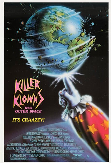 Affiche culte Killer Klowns from Outer Space (1988). Film d’horreur sci-fi décalé et rétro. Reproduction HQ – Poster Hub.