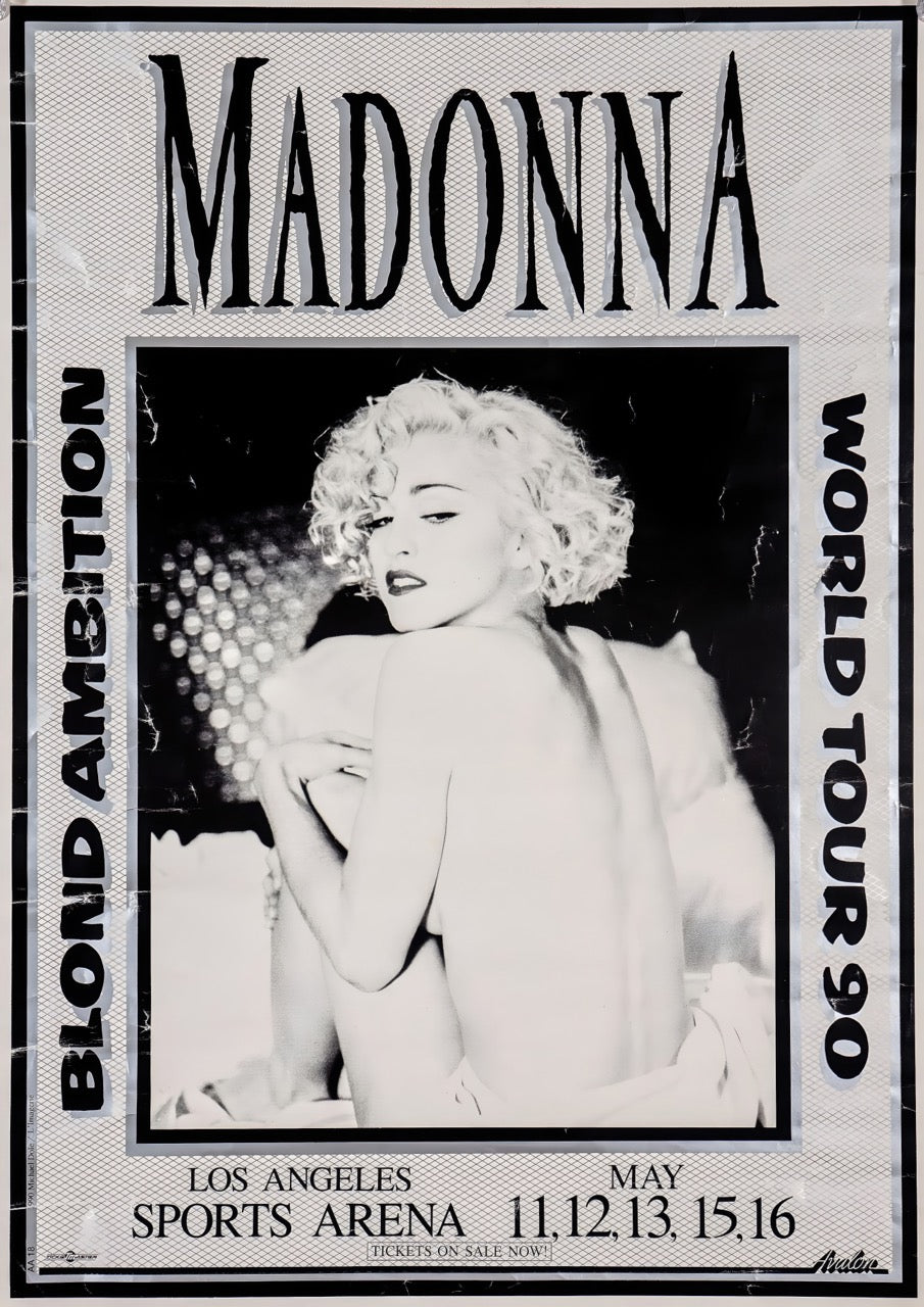 Affiche concert Madonna – Blond Ambition World Tour 90 Los Angeles Sports Arena mai 1990 – portrait noir blanc vintage pop collector | Poster Hub Studio

