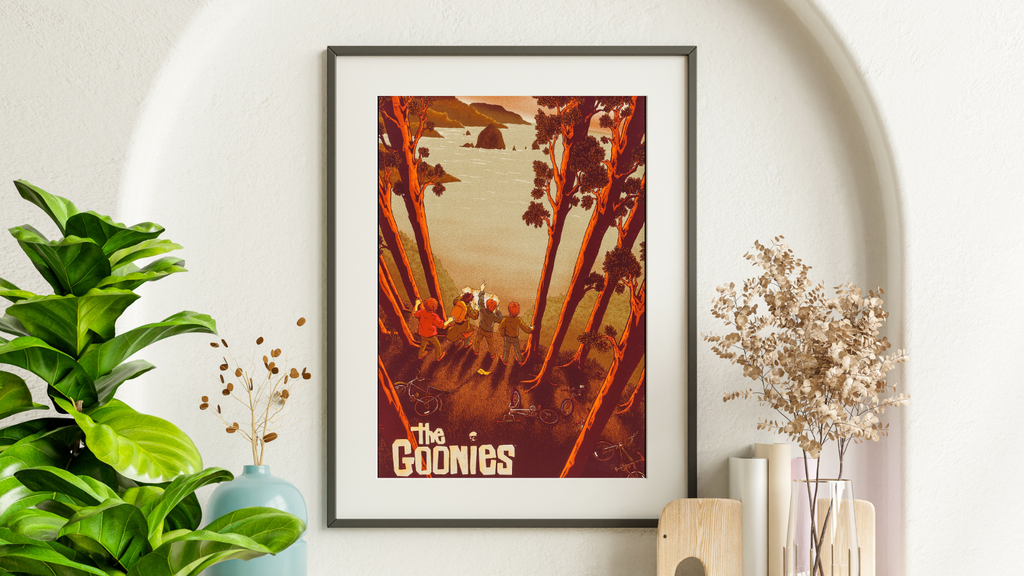 Affiche du film culte The Goonies (1985). Aventure mythique des années 80. Reproduction haute qualité – Poster Hub Studio.