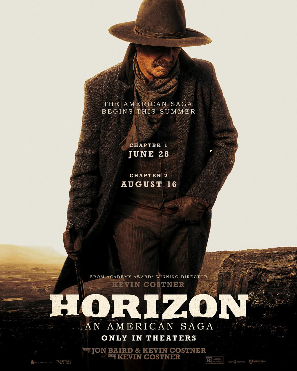 Affiche du film Horizon An American Saga montrant Kevin Costner en cowboy marchant avec un fusil dans un paysage désertique, ambiance western réaliste.